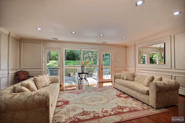 10 Ernst Place - Photo 1