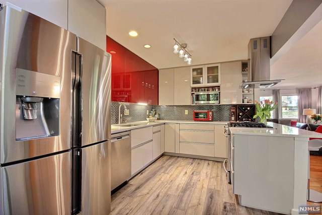84 Palmer Avenue - Photo 1