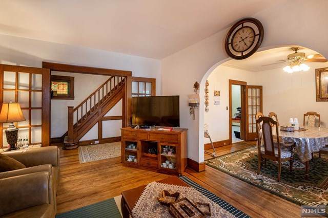 72 Union Avenue - Photo 1