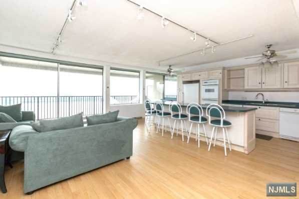 3 Horizon Road - Photo 1