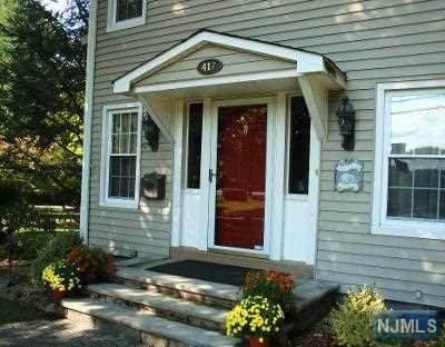 417 Grandview Avenue - Photo 1
