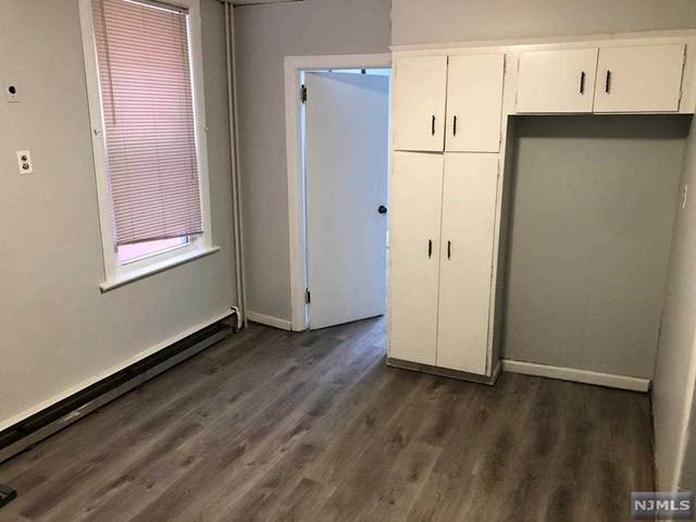 219 Liberty Avenue - Photo 1
