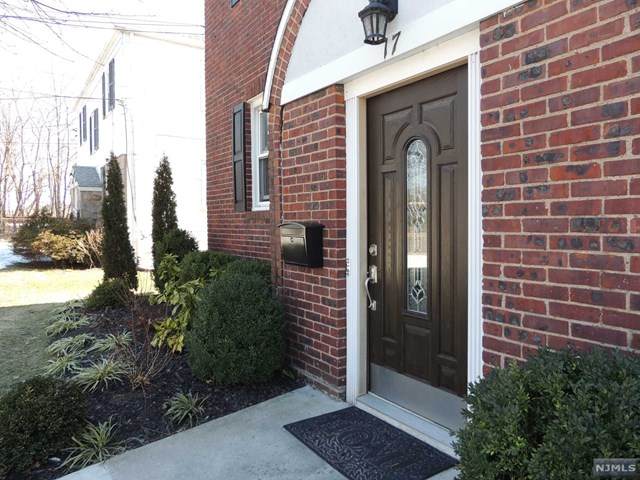 17 6th Street - Photo 1