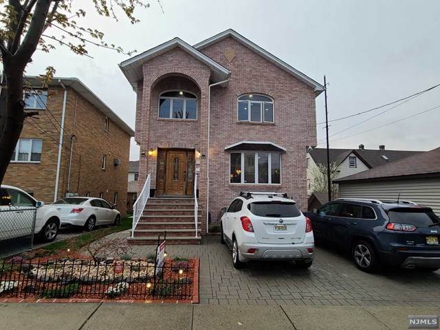 7 Bergen Street - Photo 1