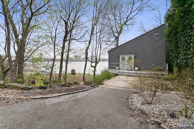 7 Washington Lane - Photo 1
