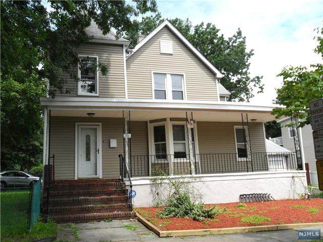 116 Hobart Street - Photo 1
