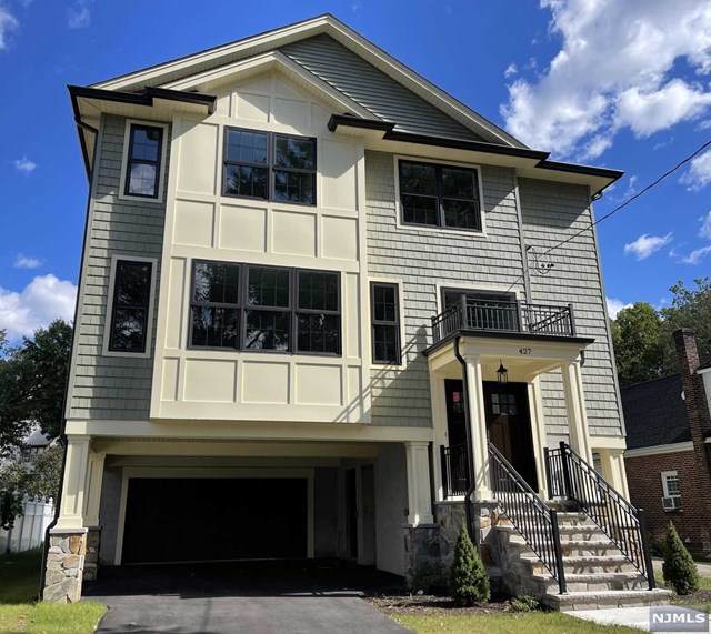 427 Riverside Avenue - Photo 1