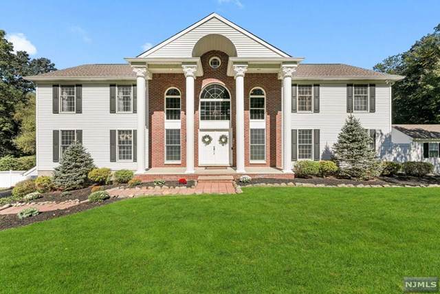 2 Wood Chase Lane - Photo 1