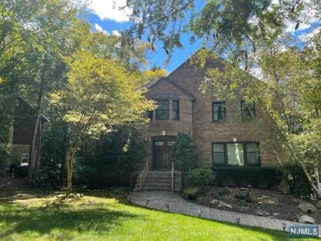 7 Leif Ericson Road - Photo 1