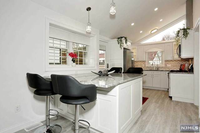 60 Harrison Avenue - Photo 1