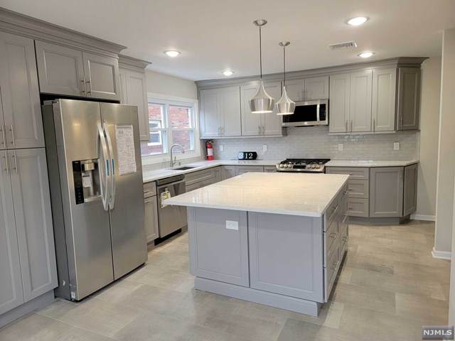 312 Glen Avenue - Photo 1