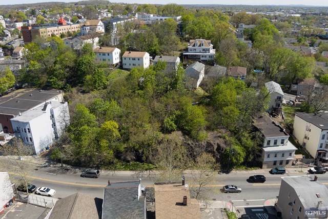 180-192 Broadway - Photo 1