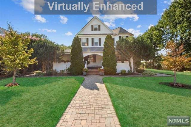 532 2nd Avenue - Photo 1