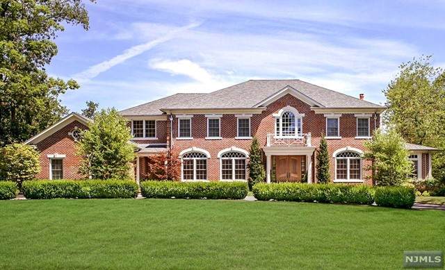 9 Camelot Drive - Photo 1