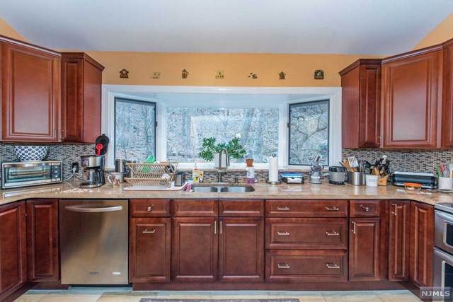 470 Macopin Road - Photo 1