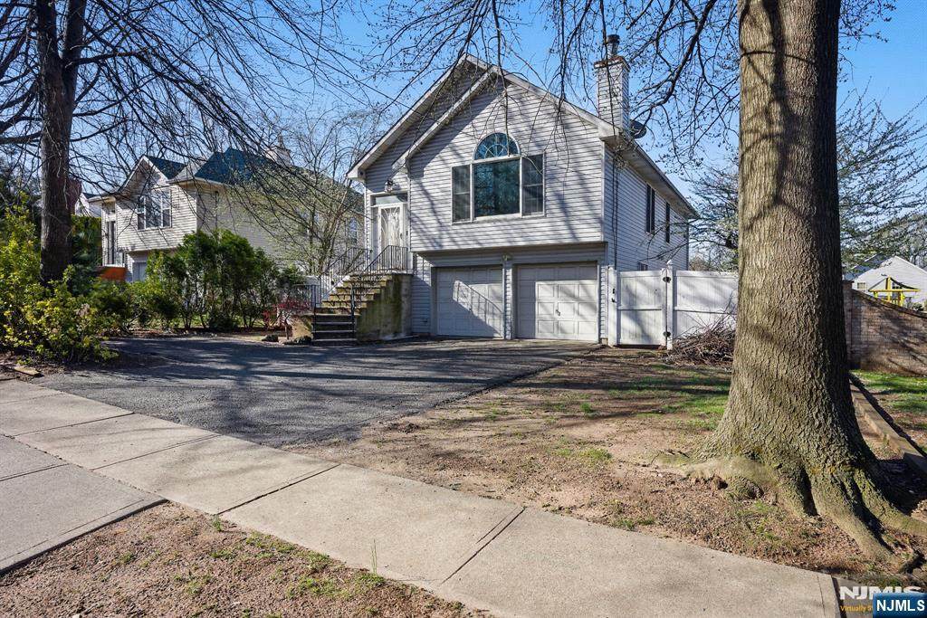 104 Rockwood Place - Photo 1