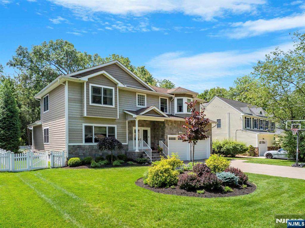 66 Andover Terrace - Photo 1