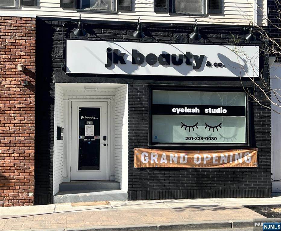 55 Main Street - Photo 1