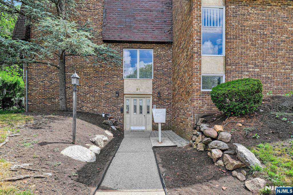 31 Home - Photo 1
