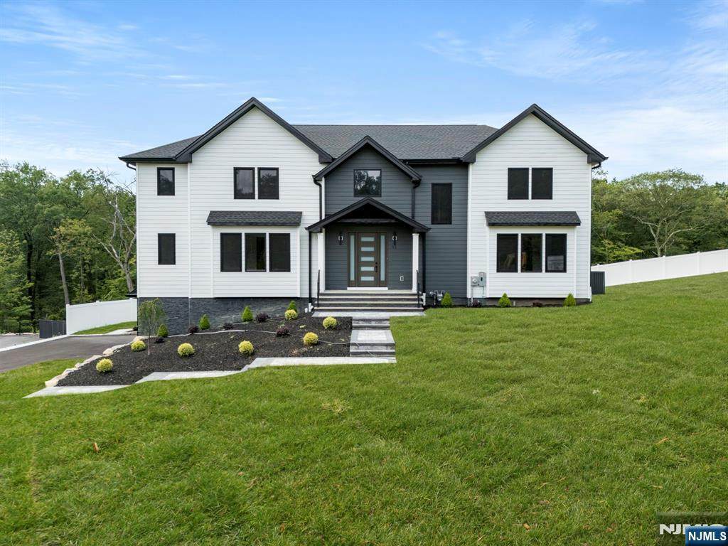 91 Heritage Drive - Photo 1