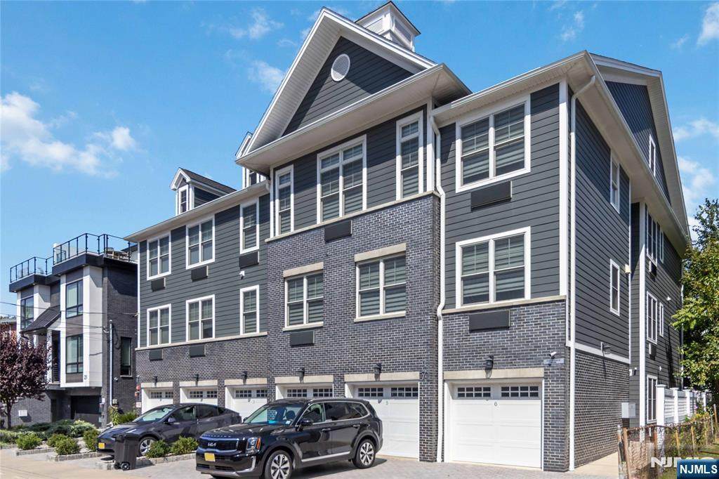 17 Cumbermeade Road - Photo 1