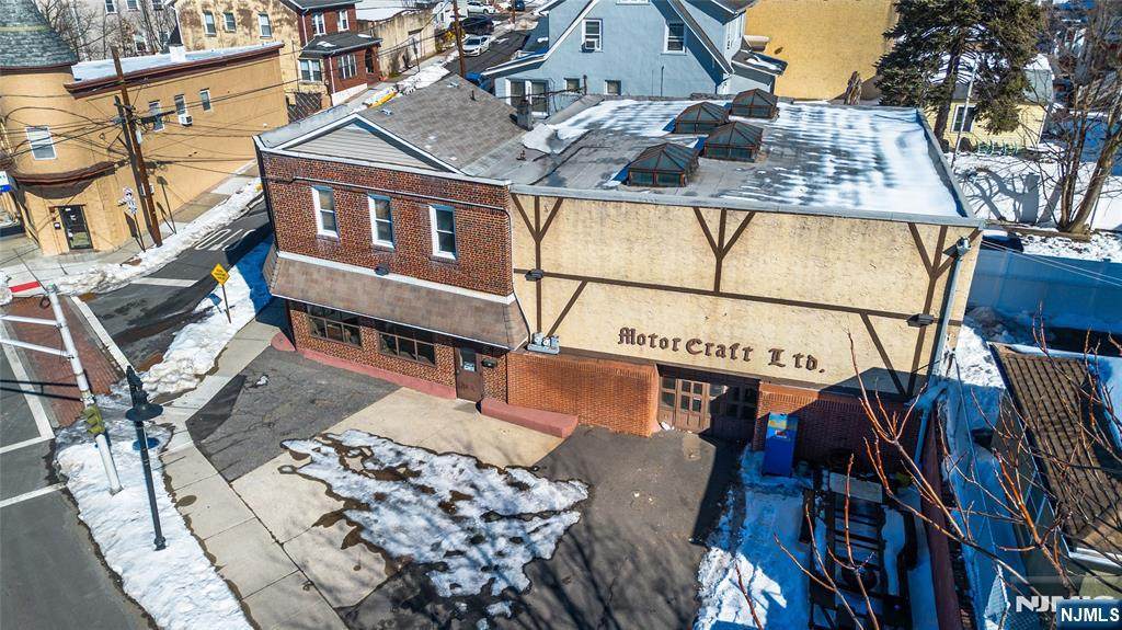307 Paterson Avenue - Photo 1
