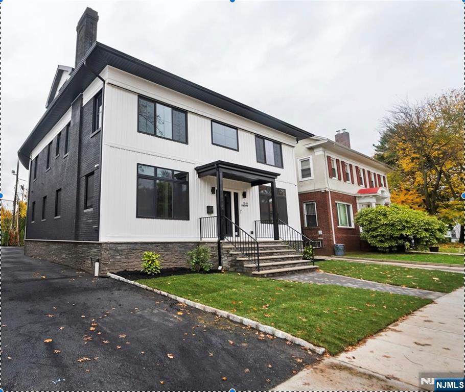 33 Randolph Place - Photo 1