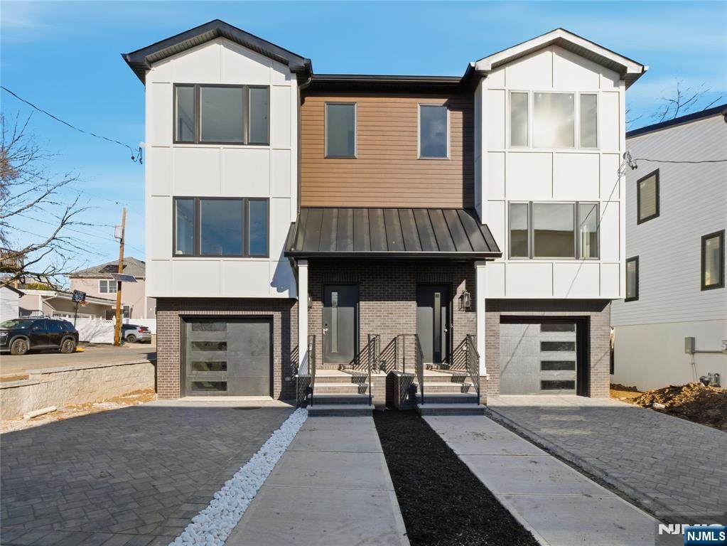 138-140 Weigands Lane - Photo 1