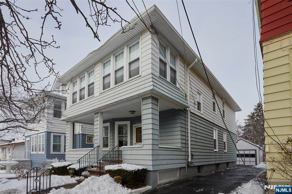 235 Dundee Avenue - Photo 1