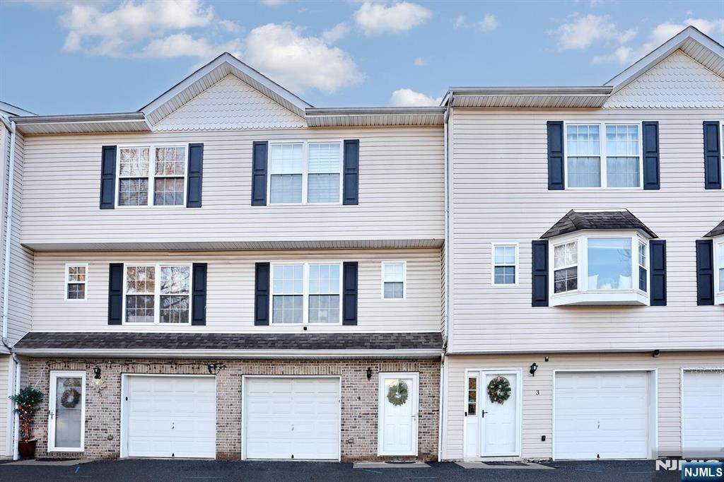 209 Union Street - Photo 1