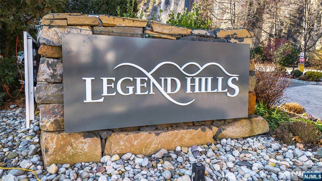 19 Legend Hills - Photo 1