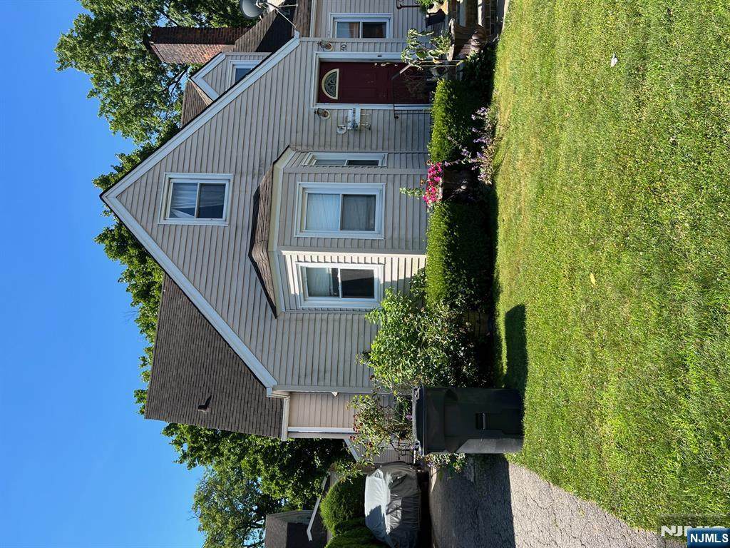 40 Hickory - Photo 1