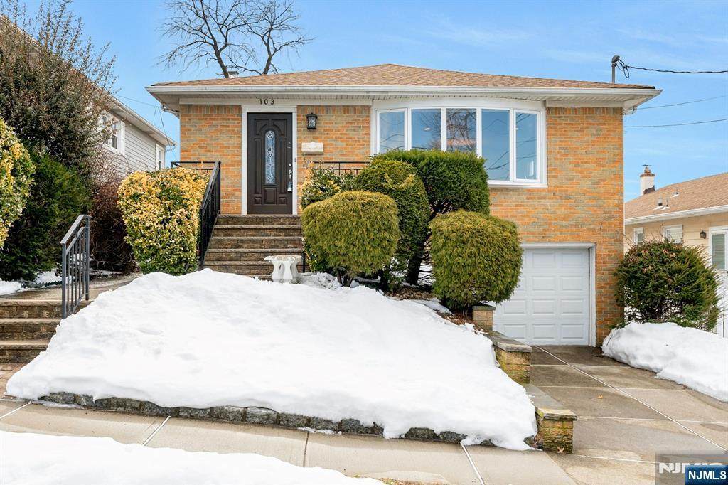 103 Lincoln Avenue - Photo 1