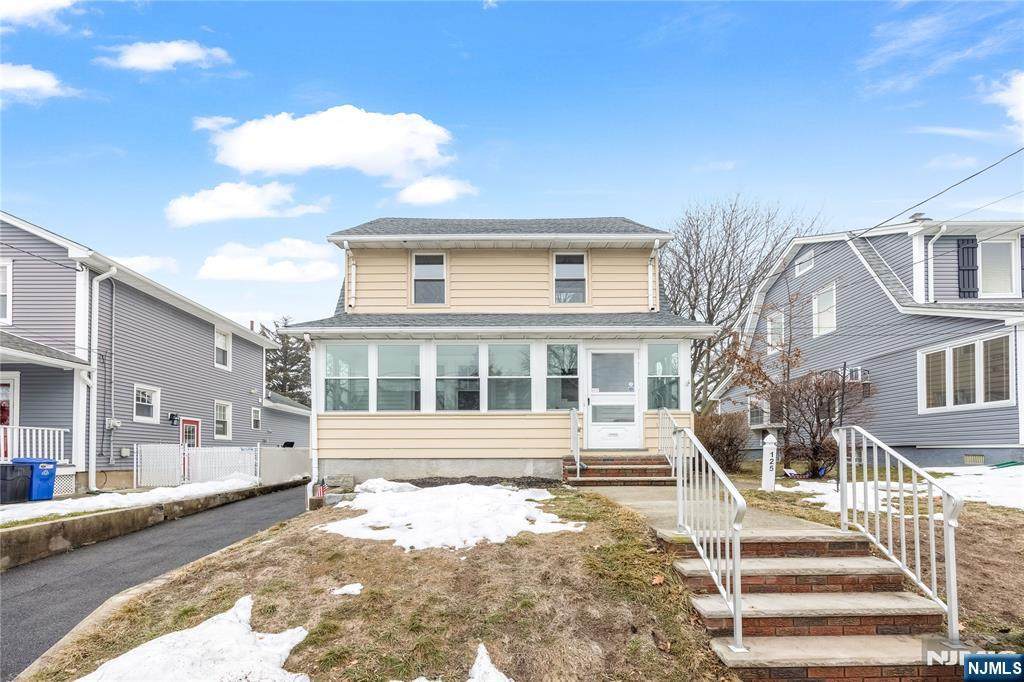 125 Henry Street - Photo 1