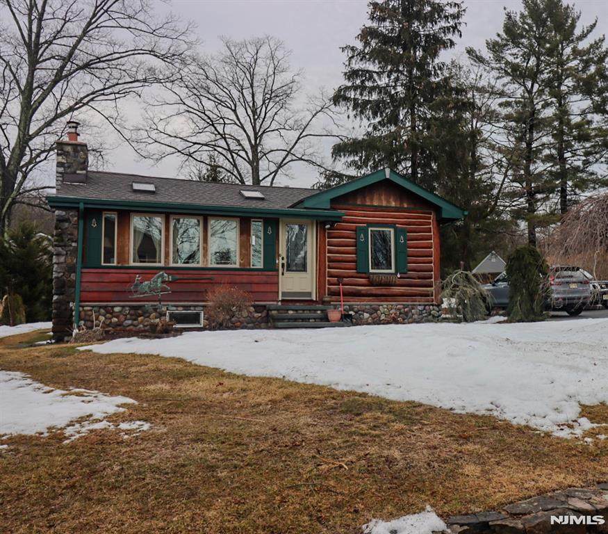 41 Hillside Avenue - Photo 1