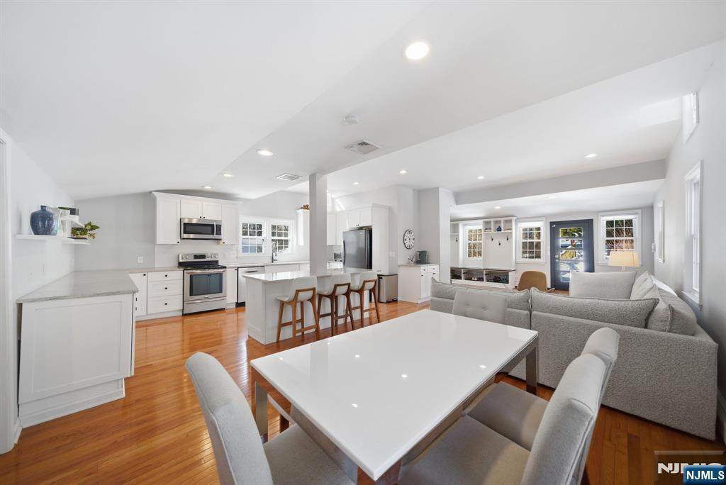 12 Overlook Drive - Photo 1