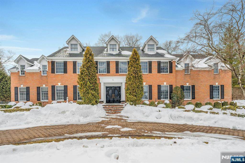 1 Seton Lane - Photo 1