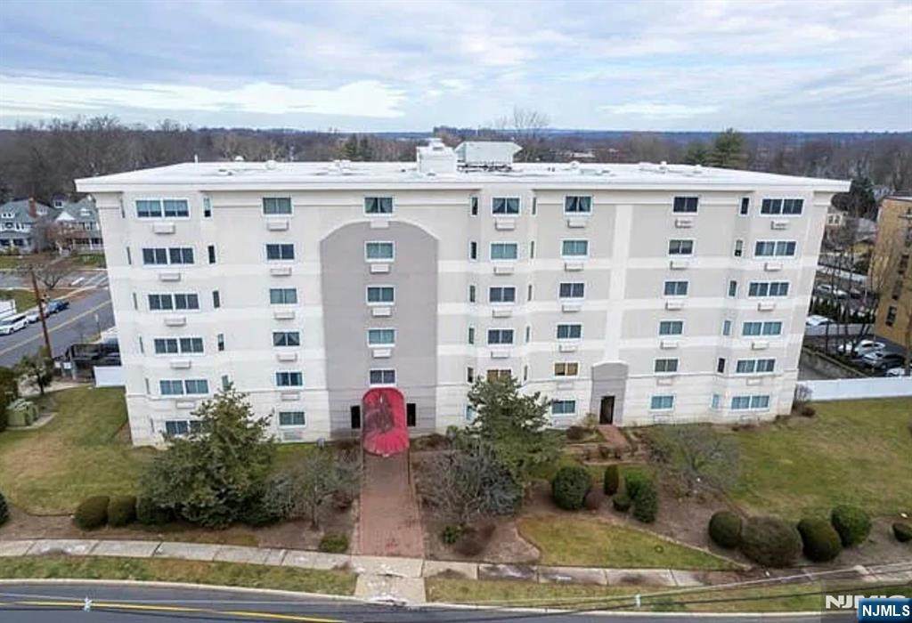 310 Lookout - Photo 1