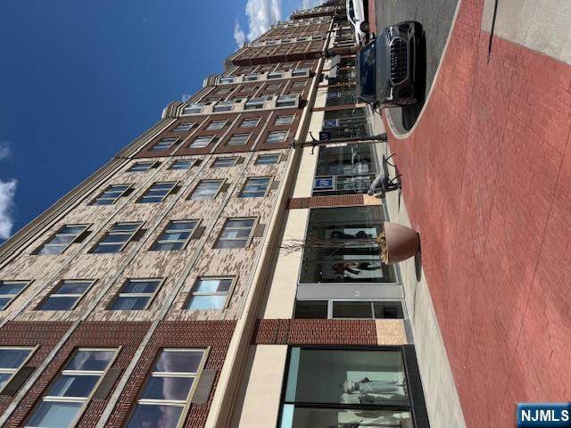 2201 City - Photo 1