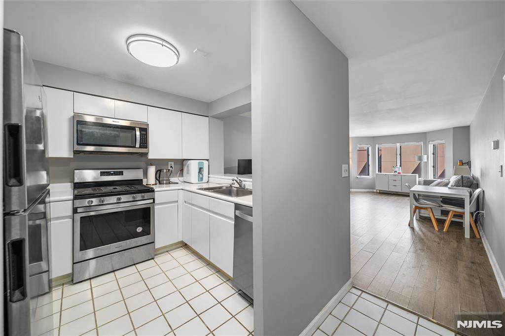 503 Hancock Court - Photo 1