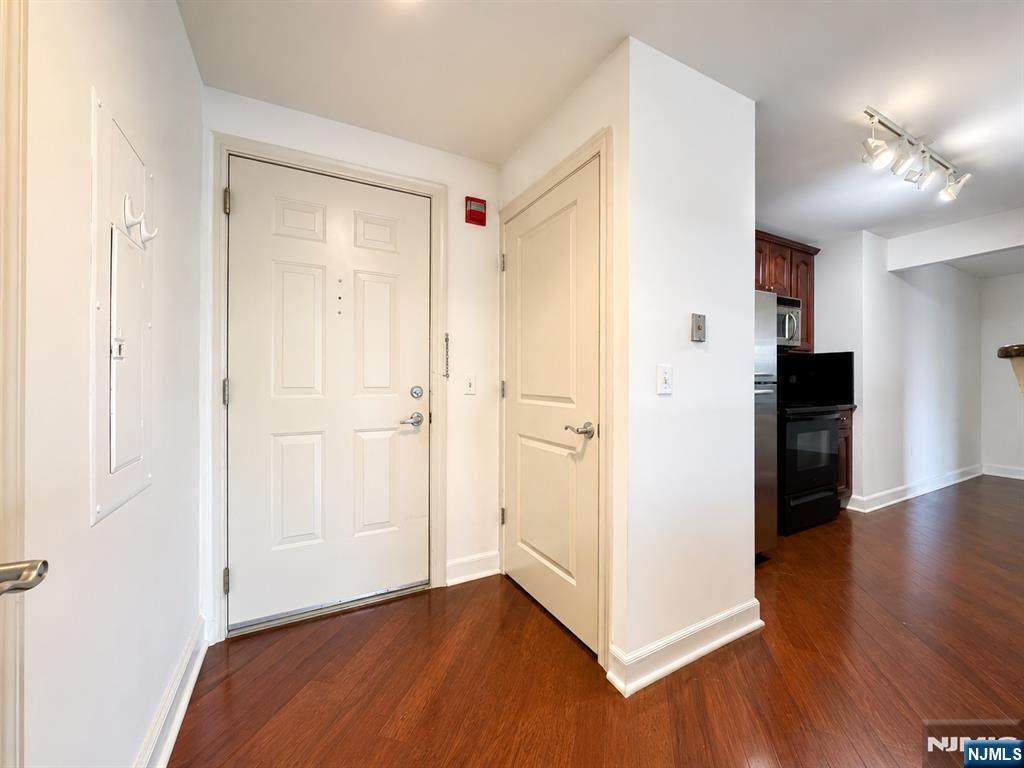 5512 City - Photo 1