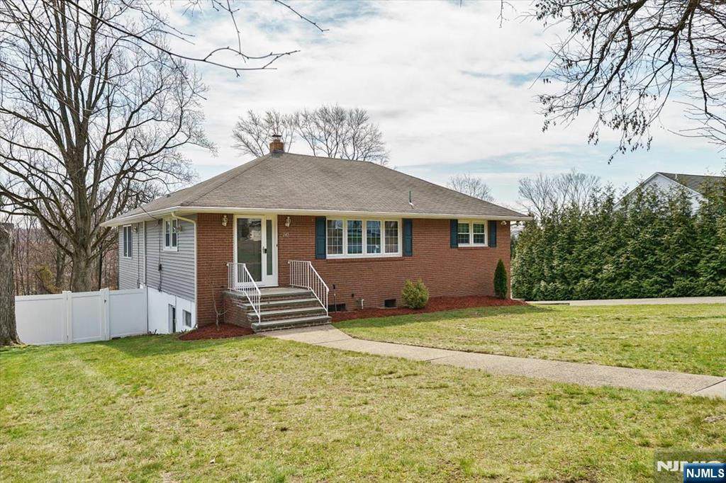 245 Barnert Avenue - Photo 1