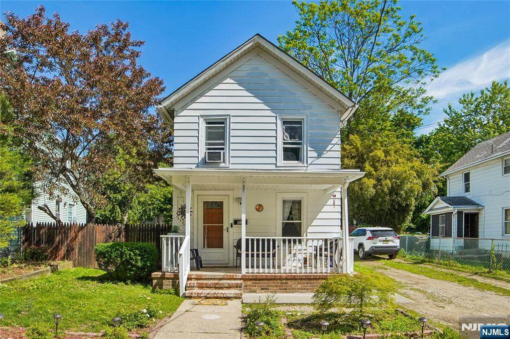 37 Stoll Street - Photo 1