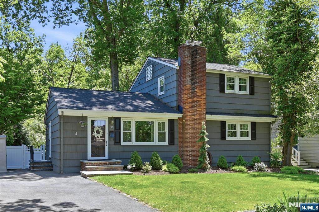 36 Calumet Avenue - Photo 1