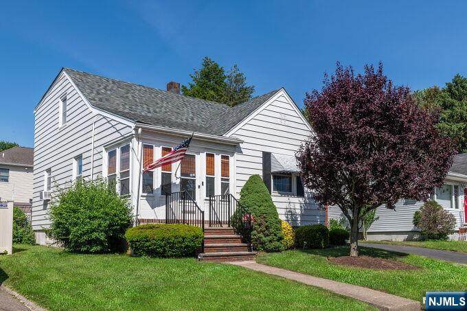 65 Harding Avenue - Photo 1