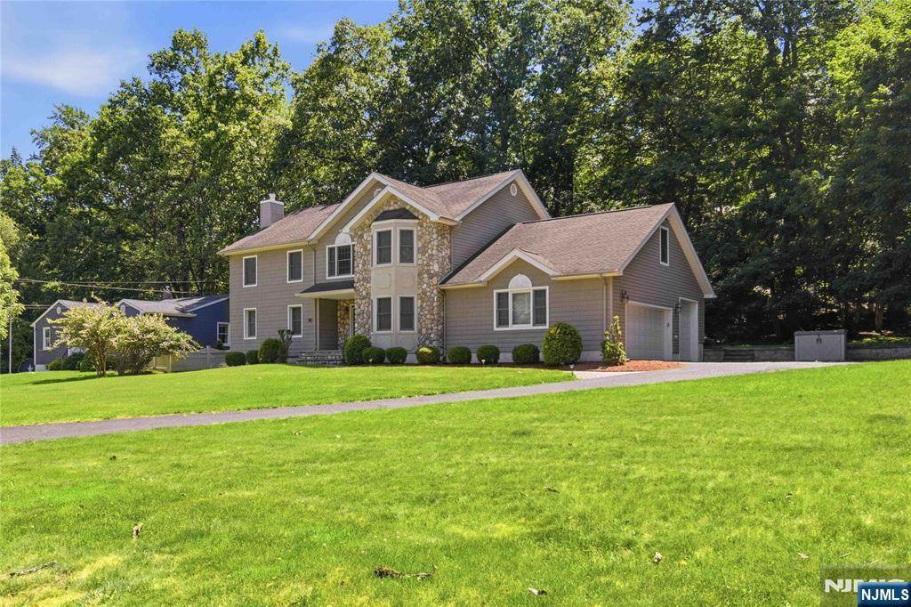 913 High Mountain Road - Photo 1