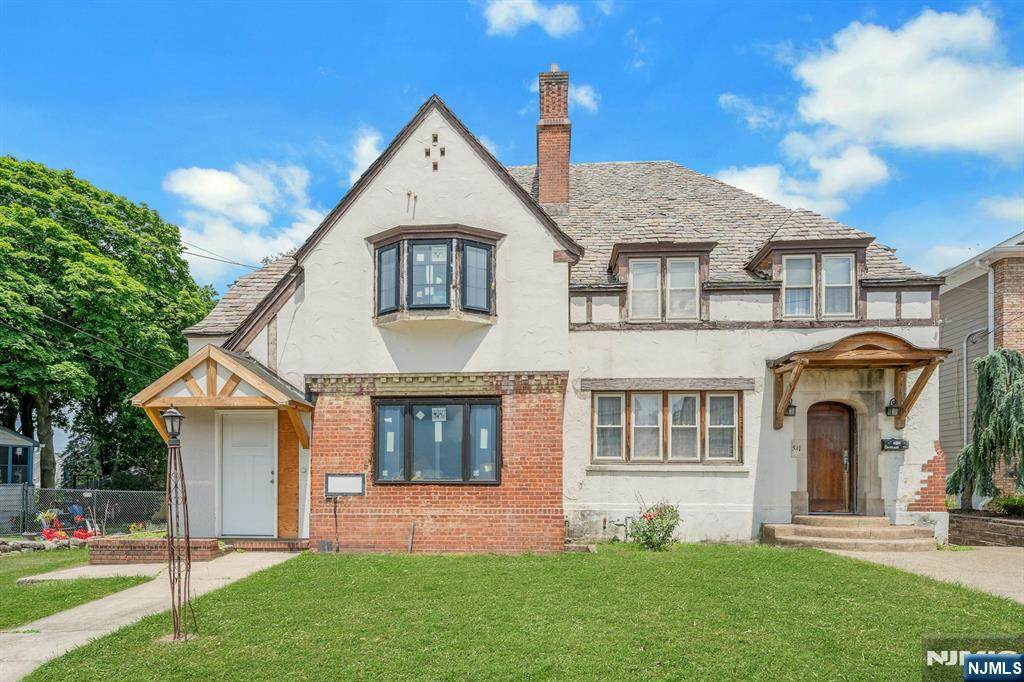 541 Page Avenue - Photo 1