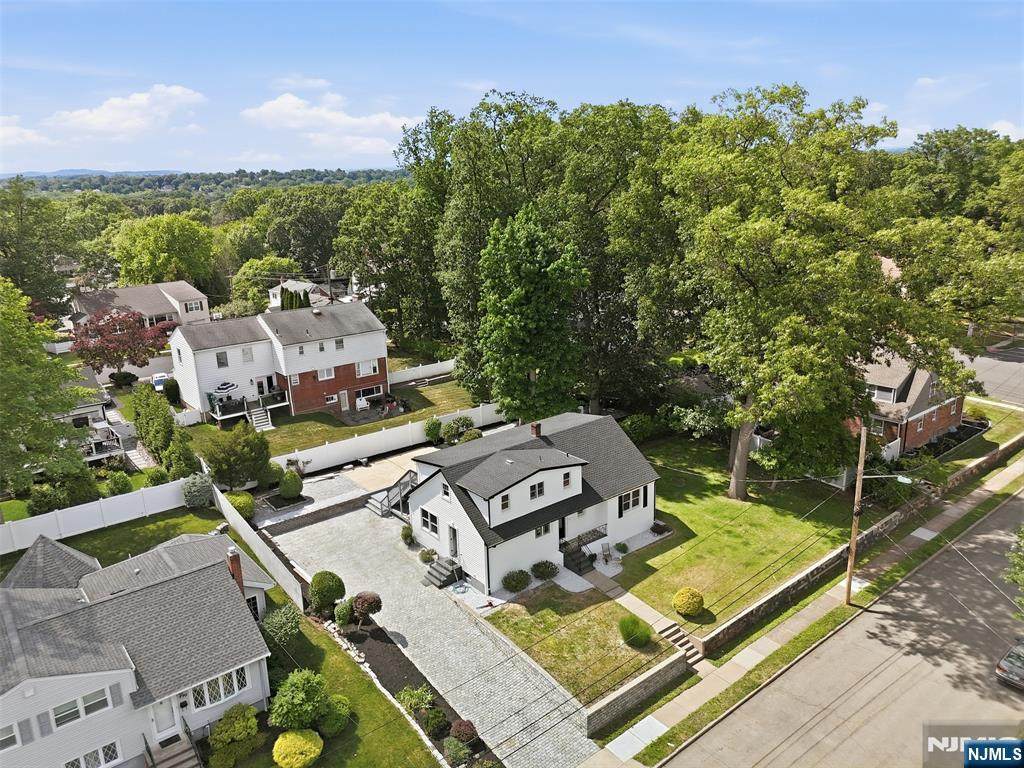 768 Birch Avenue - Photo 1