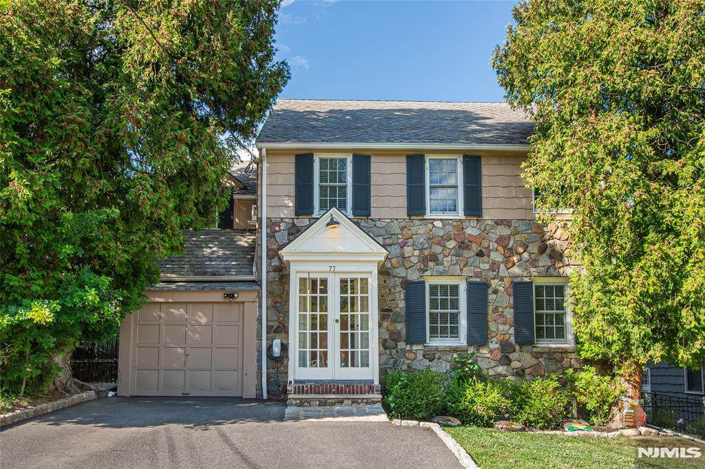 77 Forest Hill Road - Photo 1