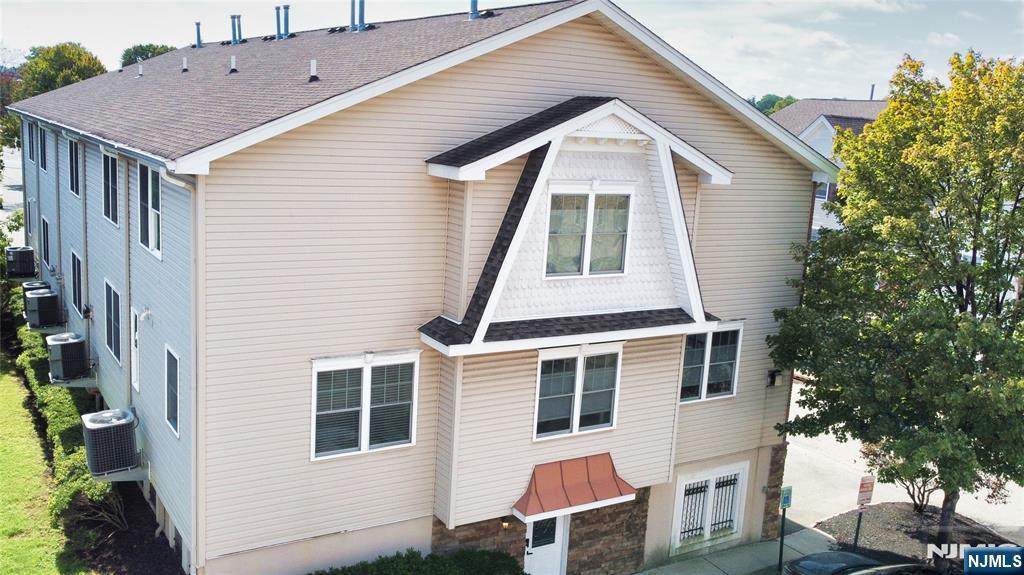 3 Doris Lane - Photo 1